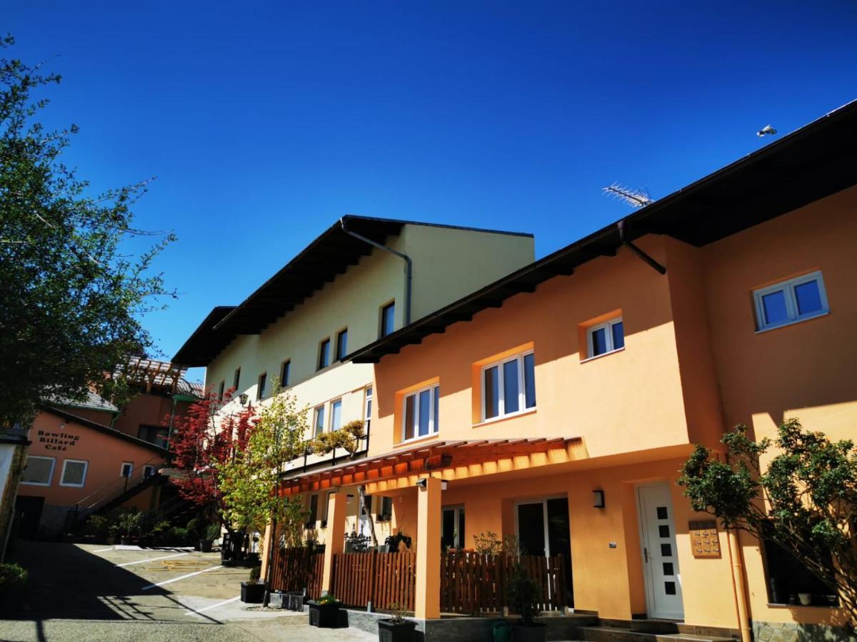 מיסטלבאך Hotel Goldene Krone מראה חיצוני תמונה