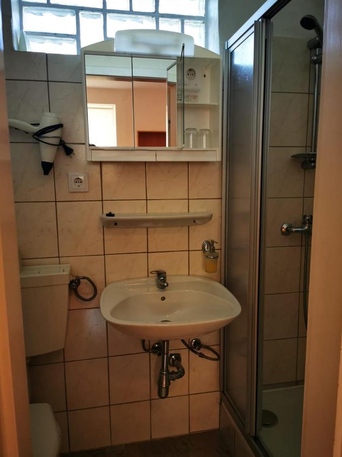 מיסטלבאך Hotel Goldene Krone מראה חיצוני תמונה