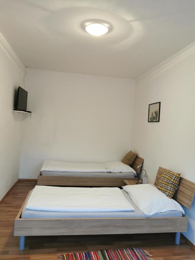 מיסטלבאך Hotel Goldene Krone מראה חיצוני תמונה